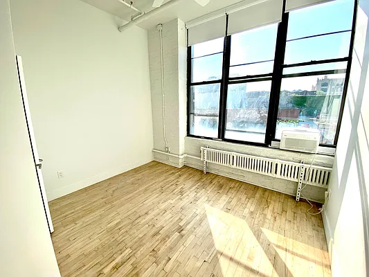 Rented by Modern Spaces | media 20