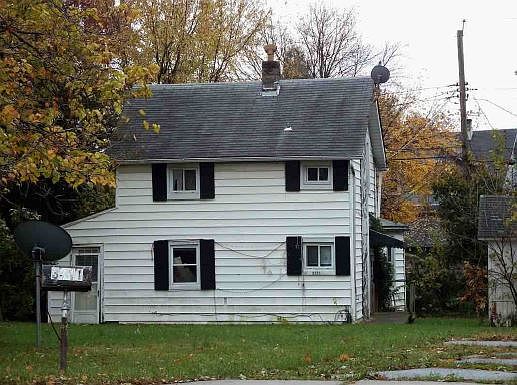2nd image of 3311 Echodale Ave
