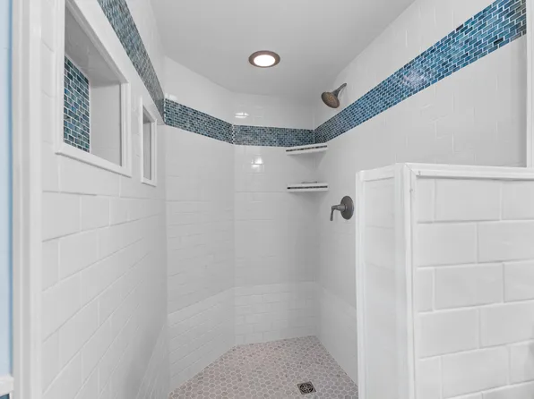 109 Weybridge Circle #B, Royal Palm Beach, FL 33411