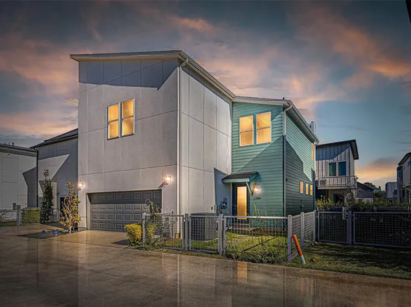 9818 Mocking Bird Hill Ln, Houston, TX 77080