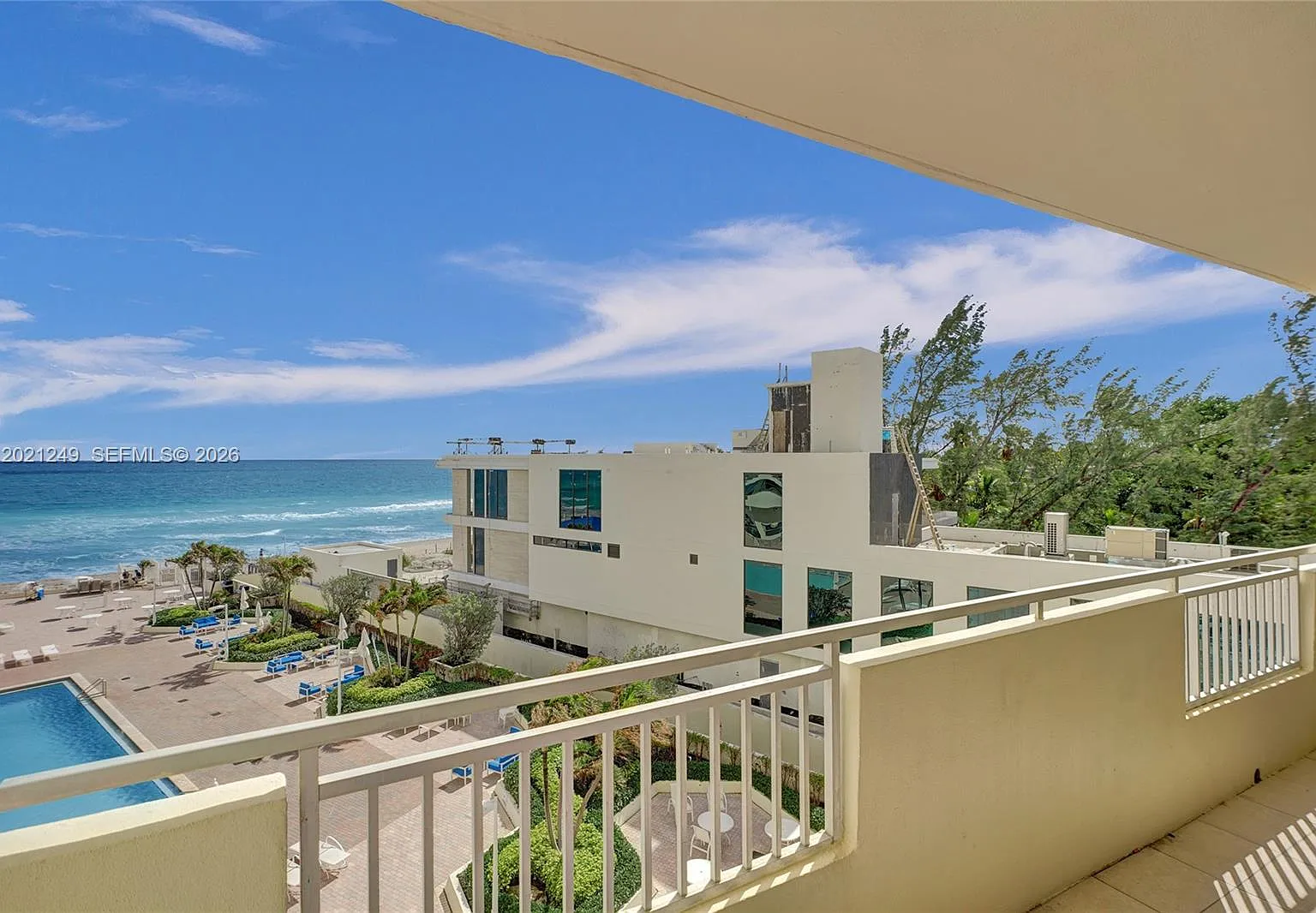 Parker Dorado Condo — Photo 1