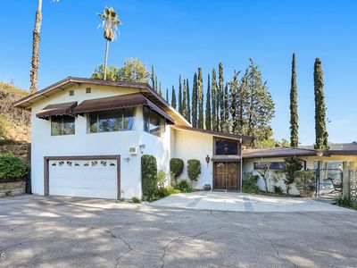 9982 Wornom Ave, Sunland, CA, 91040