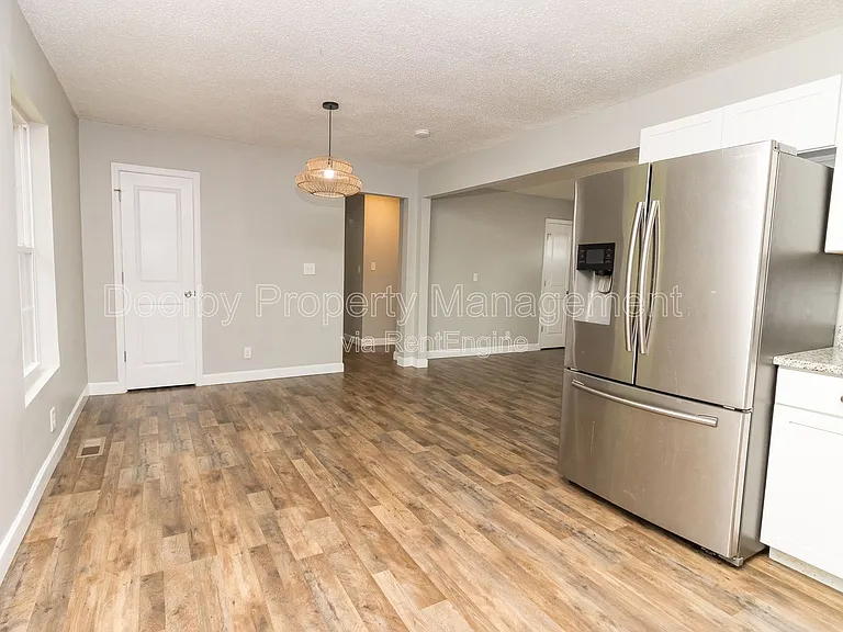 3629 Thrushwood Dr — Photo 7