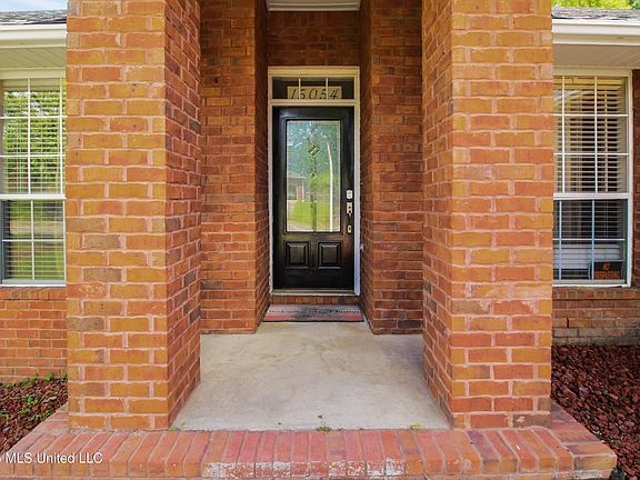 4th image of 15054 Greenwell Cir