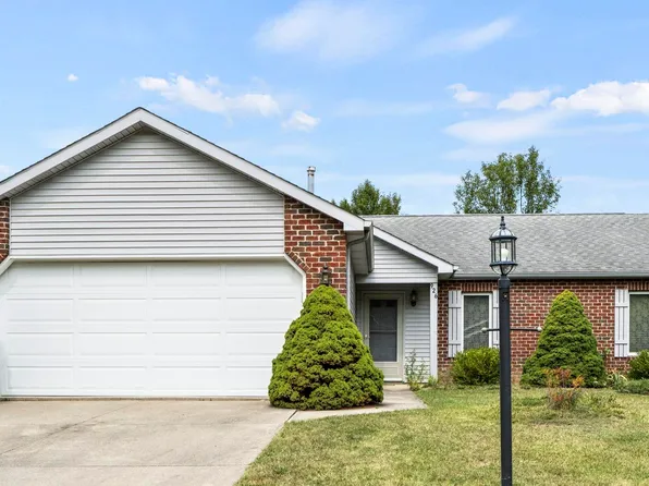 926 Woodland Springs Pl, Fort Wayne, IN 46825