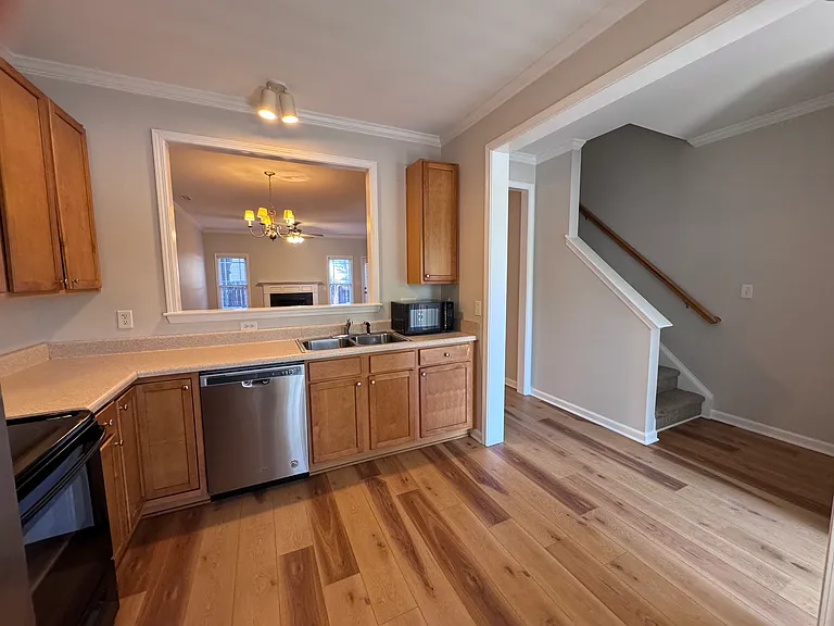 1106 Bungalow Park Dr — Photo 4
