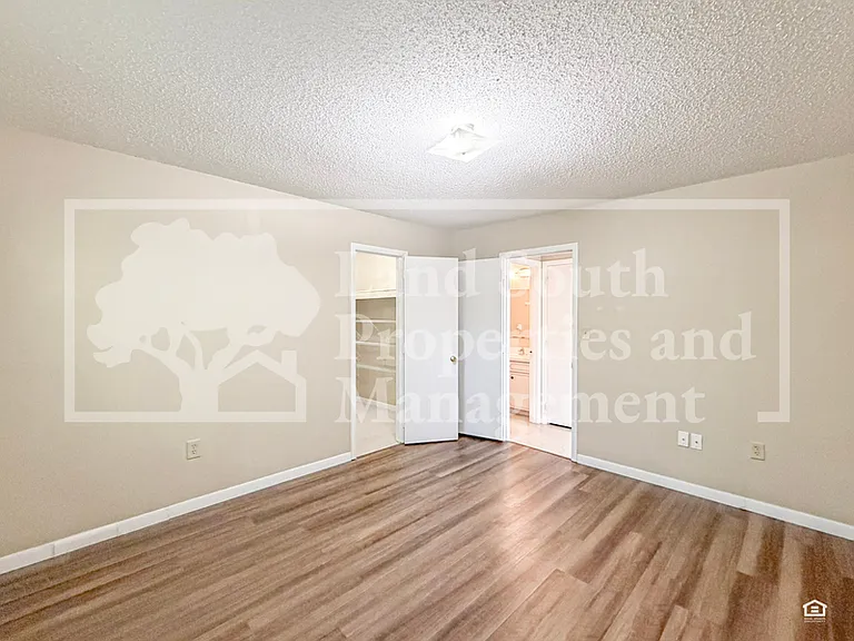 1703-B S King Ave #1701A-1707B — Photo 13