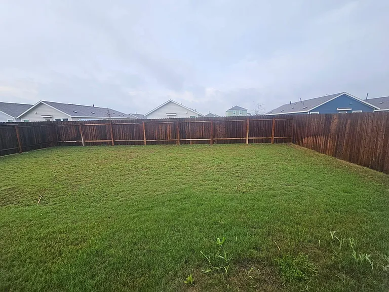 2306 Tornado Aly — Photo 18