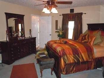 3rd image of 3517 Lakebrook Dr