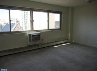 2101-17 Chestnut St #208, Philadelphia, PA 19103