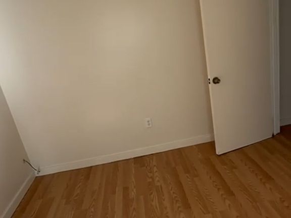 2nd image of 571 Newton Ave #2