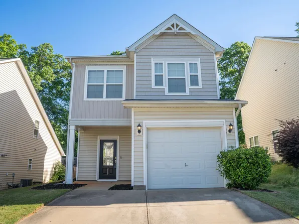 279 Stonewood Crossing Dr, Boiling Springs, SC 29316