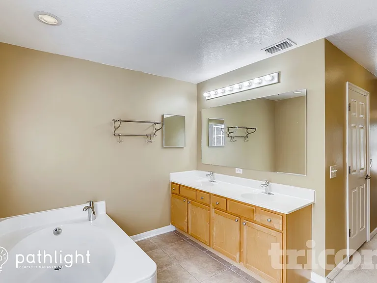 546 Granite Cir — Photo 11