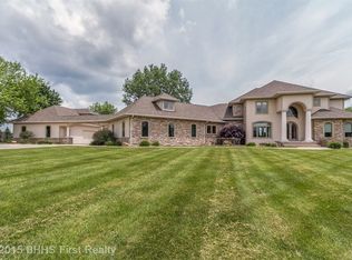 1620 S 60th St, West Des Moines, IA 50266