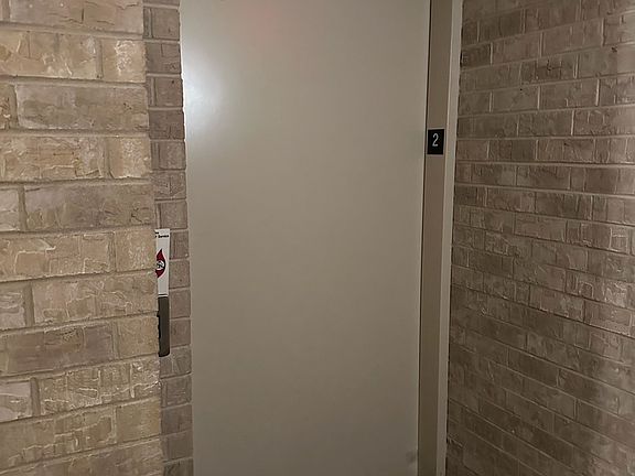 3rd image of 10418 S Keating Ave APT 2D