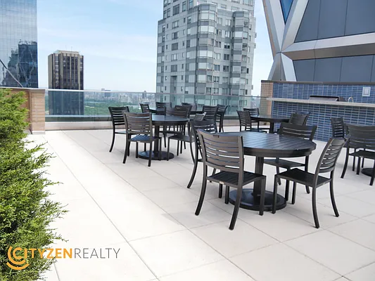 Sold by City Zen Realty | media 21