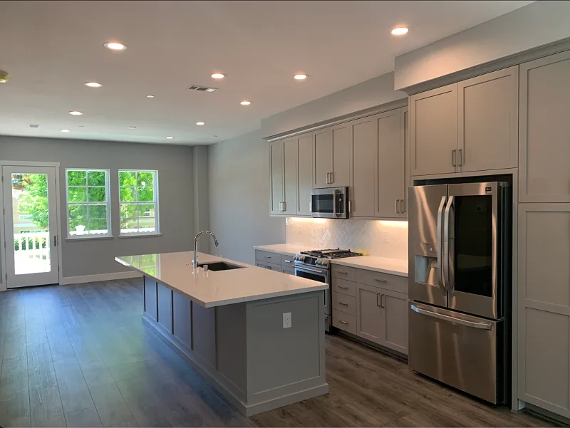 4 bed, 3.5 bath, 1814 sqft, $7,000 — Photo 2