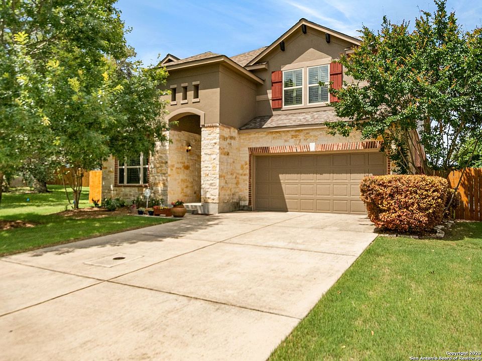 1st image of 128 BENTON DR