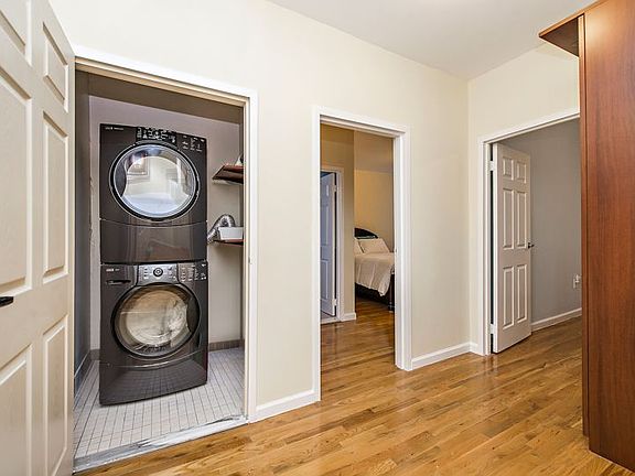5th image of 24 Bradhurst Ave APT 4