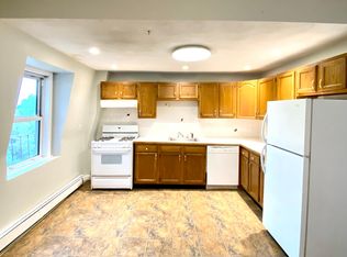 127 Eutaw St #103, Boston, MA 02128