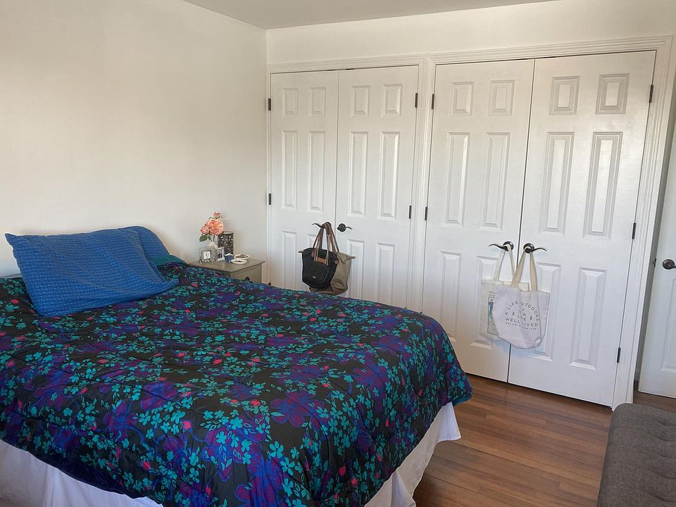 1st image of 607 W Wrightwood Ave APT 702