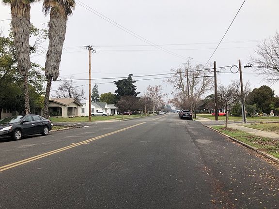 4th image of 955 N Fruit Ave