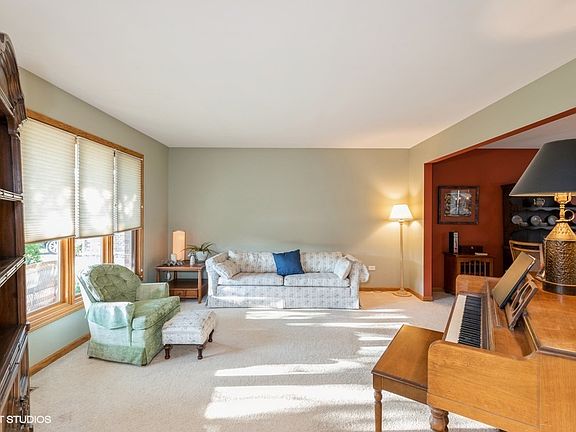 3rd image of 19342 Woodfield Ct
