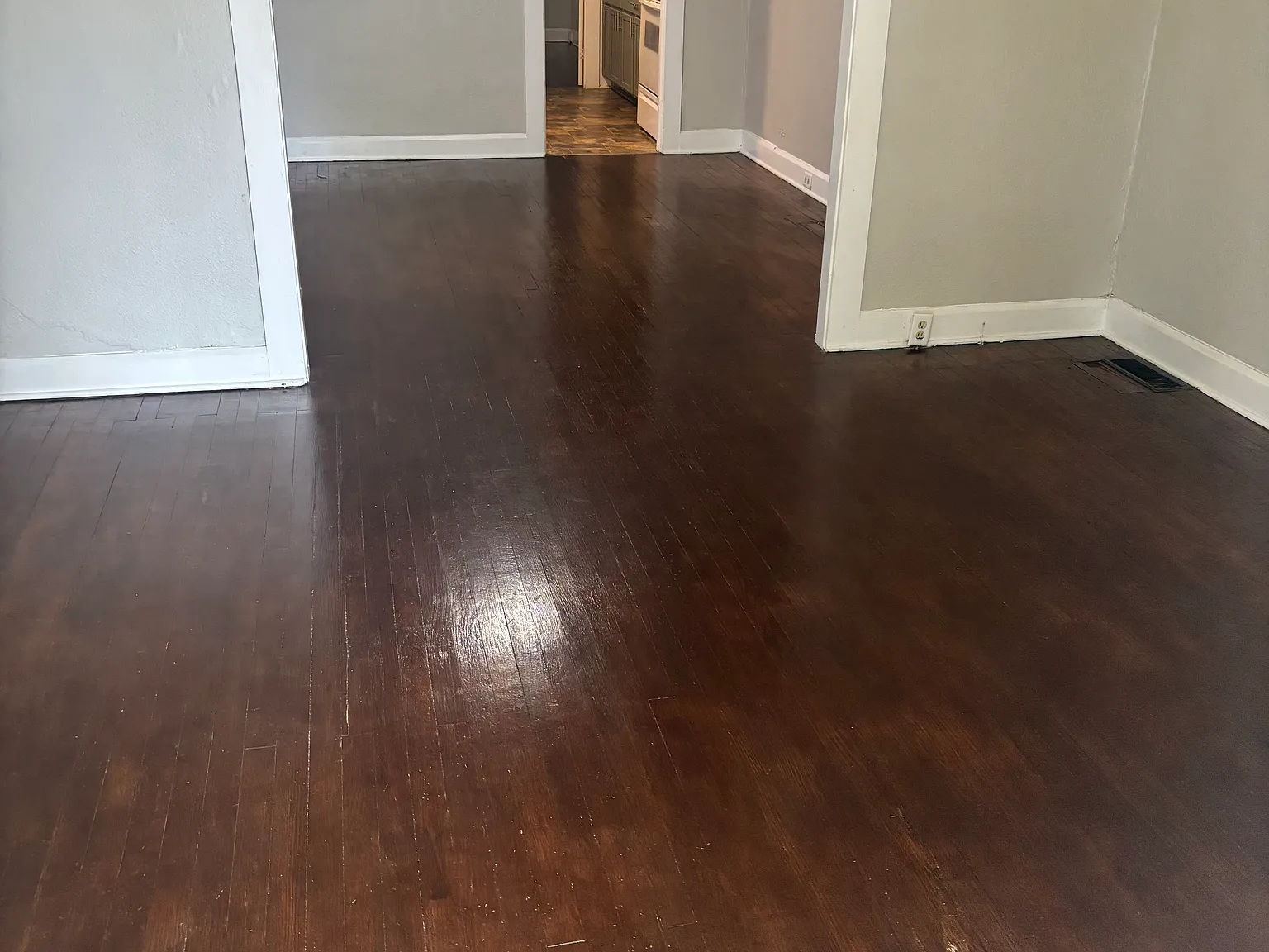 1 bed, 900 sqft, $975 — Photo 4