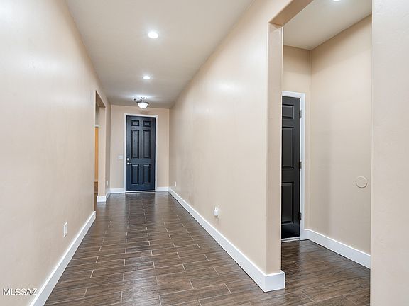4th image of 60209 E Quiet Lope Dr