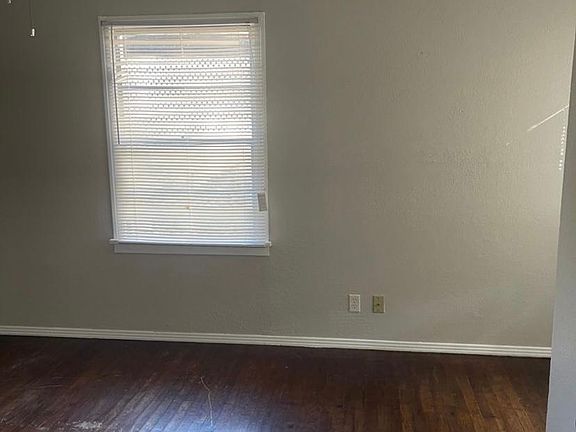 5th image of 2756 Mimosa Ave