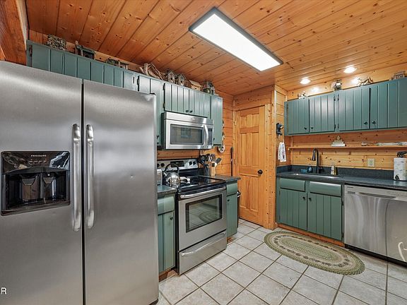 4th image of 331 Caney Creek Rd