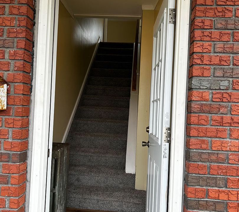 1st image of 41 Fallbrook St APT 2