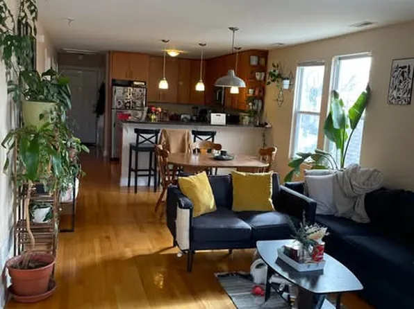 1242 Marengo Ave APT 1, Forest Park, IL 60130