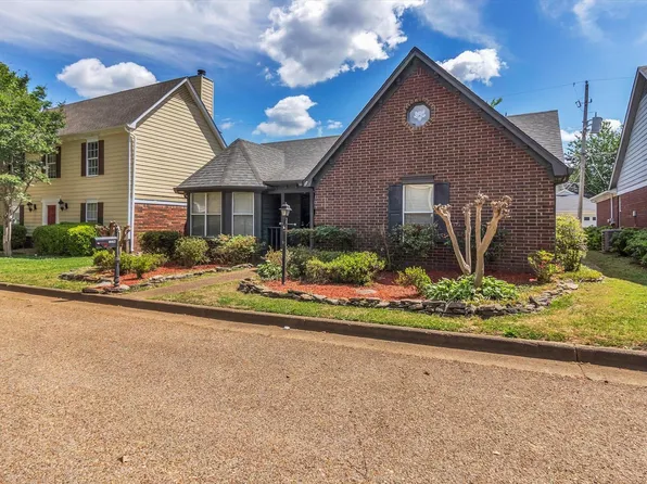 1662 Ranmar Dr, Cordova, TN 38016