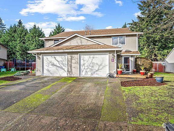 3rd image of 110 NE Juniper Avenue