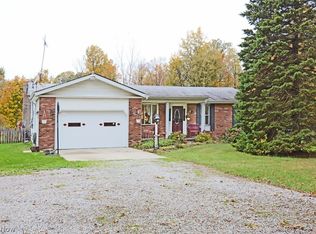 6413 Barnes Rd N, Vermilion, OH 44089