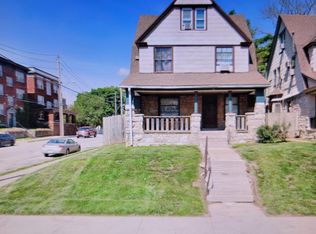 3966 Warwick Blvd, Kansas City, MO 64111
