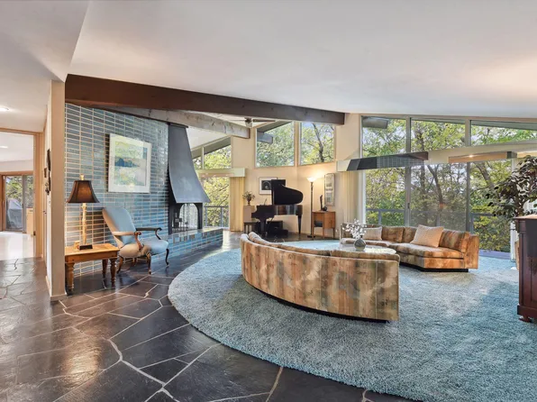 4103 Red Oak Rdg, Minnetonka, MN 55345