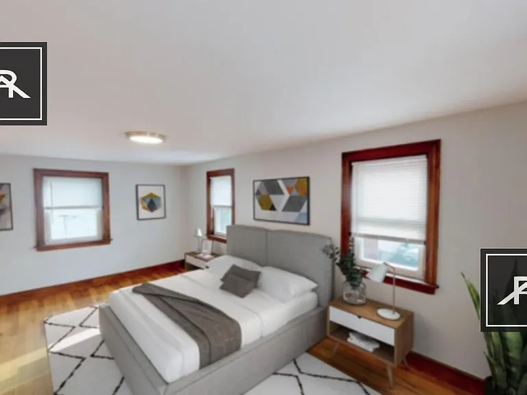 199 Hurley St — Photo 3