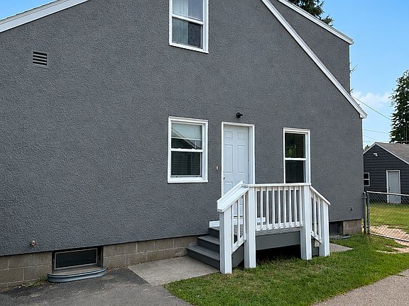3rd image of 606 S 8th St