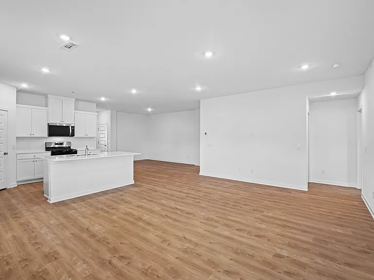 523 Nevada St — Photo 22