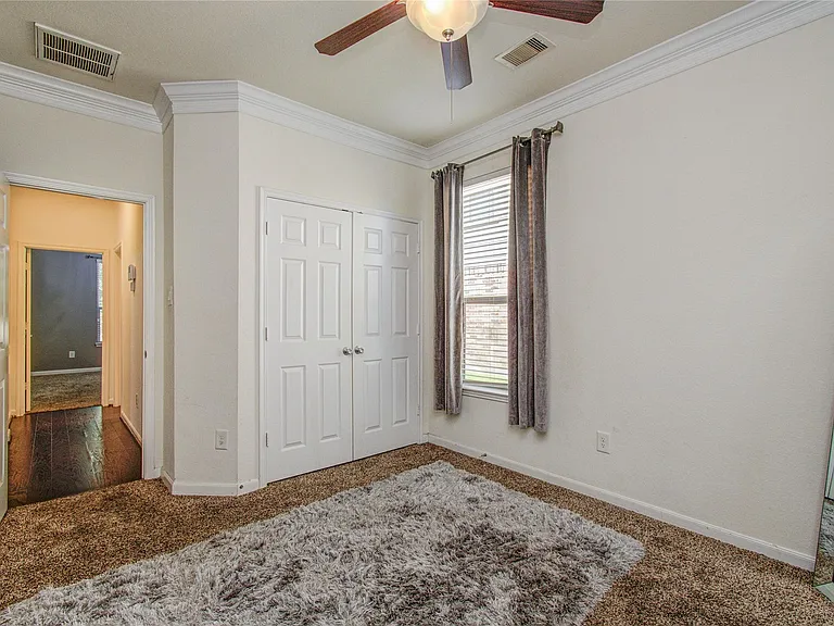 18707 Naples Ridge Ct — Photo 9