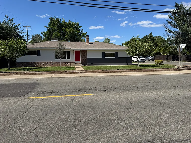 4501 Pasadena Ave — Photo 1