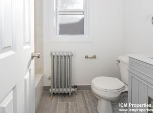2002 W Foster Ave #1A, Chicago, IL 60625