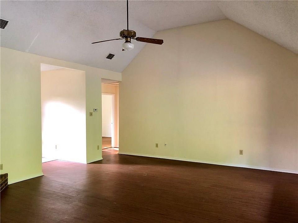 829 Collins Blvd, Cedar Hill, TX 75104 Zillow