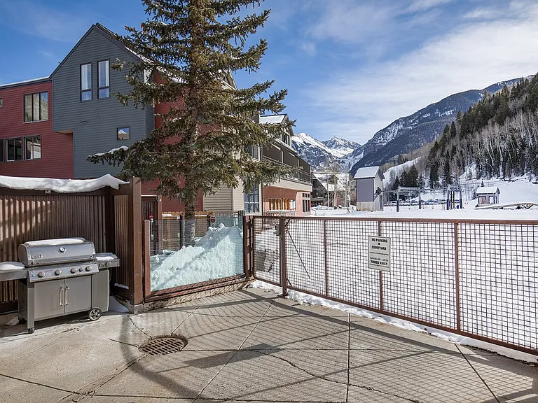 820 Black Bear Rd #ID1490452P — Photo 16