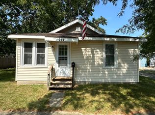 314 5th Ave, Three Rivers, MI 49093