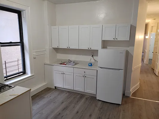 Rented by Brick Real Estate | media 11