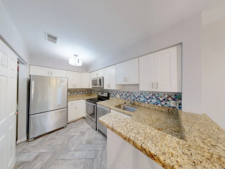 11100 Beaver Trail Ct — Photo 6