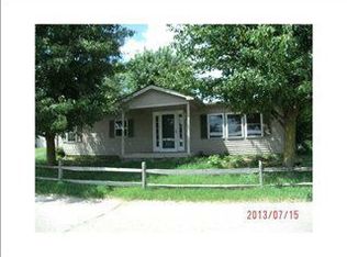 817 S Main St, Edinburgh, IN 46124